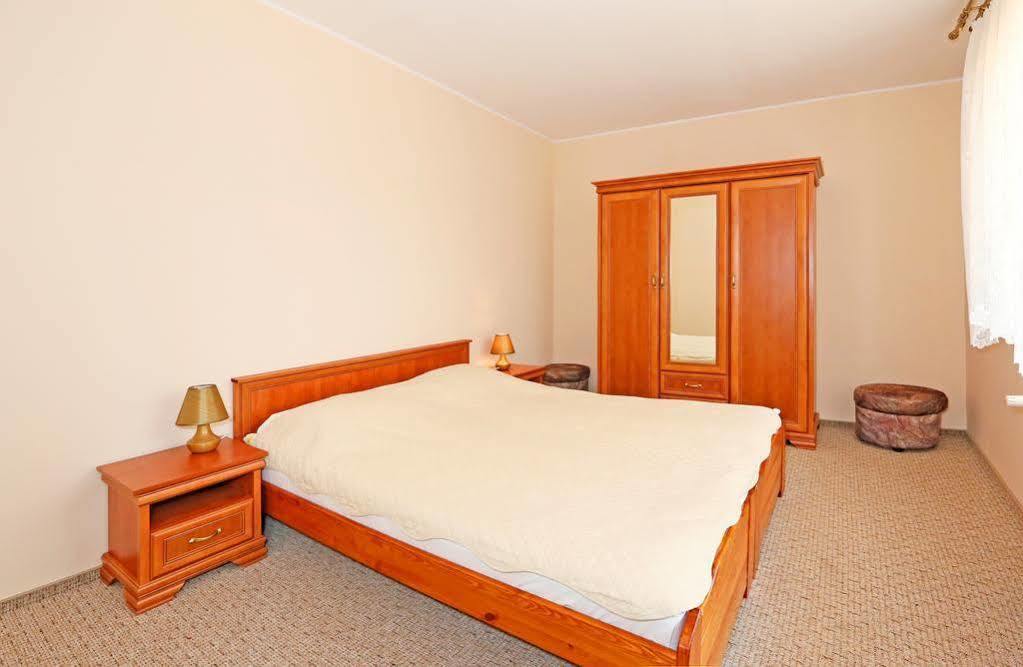 Rades Bed & Breakfast Wladyslawowo Exterior photo
